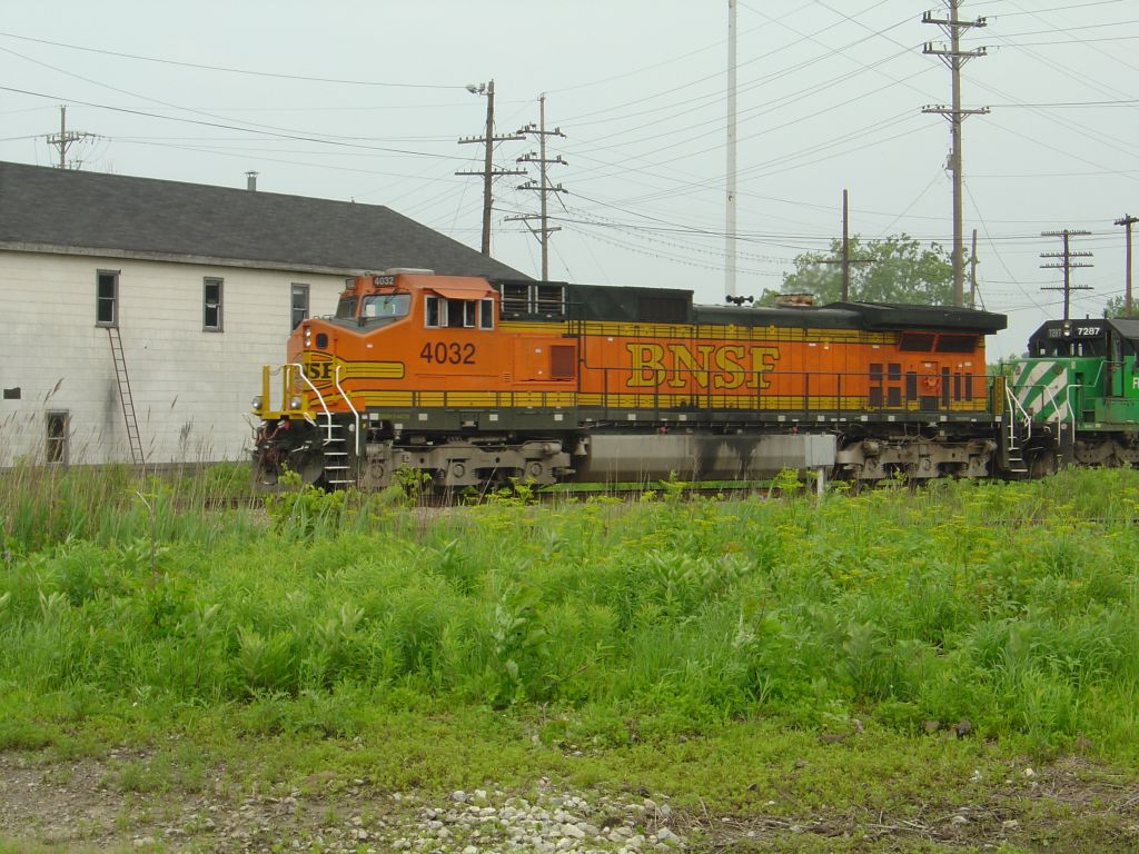 BNSF 4032